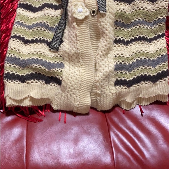 Wendi Reed sweater - Picture 4 of 6